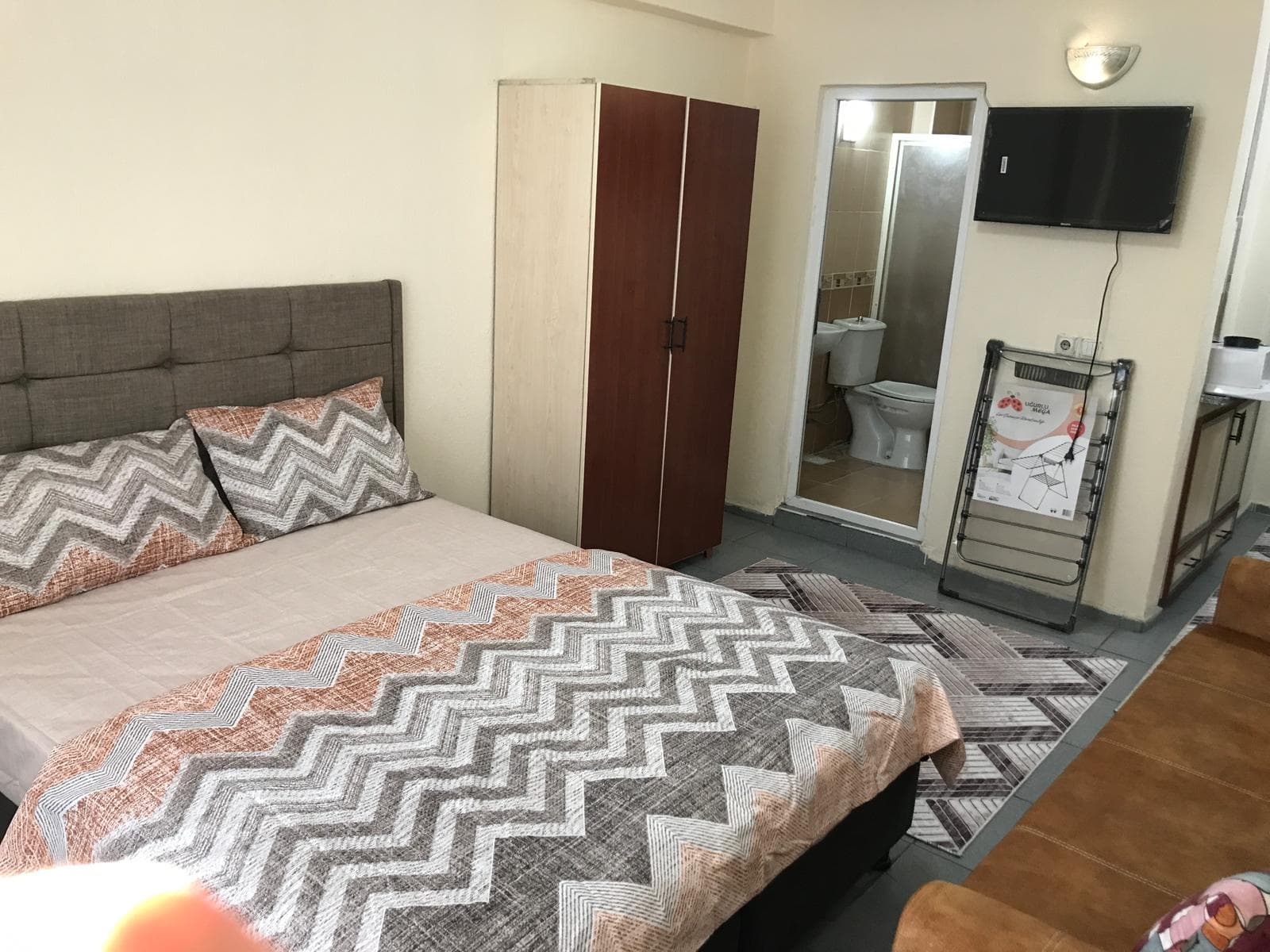 Simav Merkez Eşyalı 1+1 Apart - 3